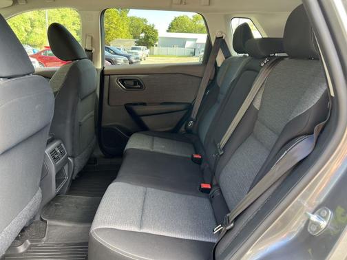 2022 Nissan Rogue S