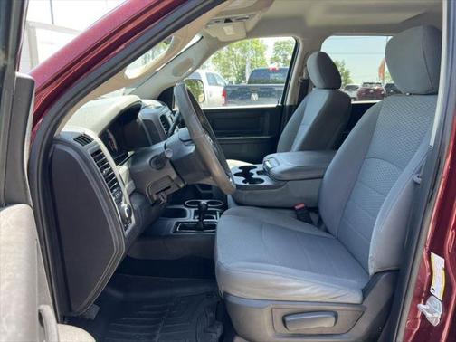 2018 RAM 2500 Tradesman Crew Cab 4x4 6'4' Box