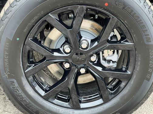 2026 Jeep Grand Cherokee Altitude