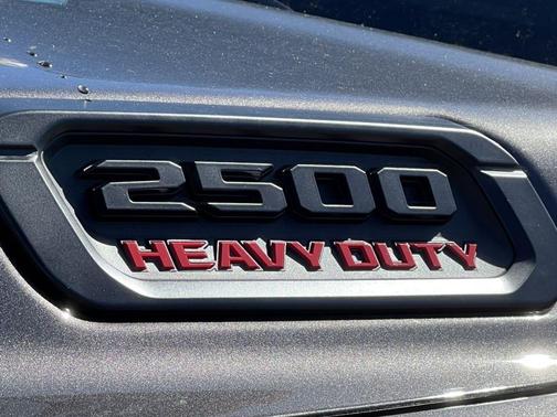 2026 RAM 2500 Tradesman Crew Cab 4x4 6'4' Box