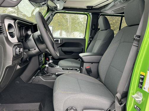 2026 Jeep Gladiator Sport S