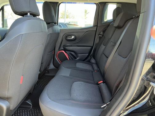 Black 2018 Jeep Renegade Trailhawk