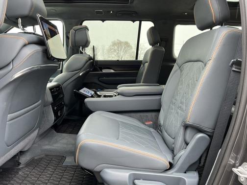 2024 Jeep Grand Wagoneer Series III Obsidian 4x4