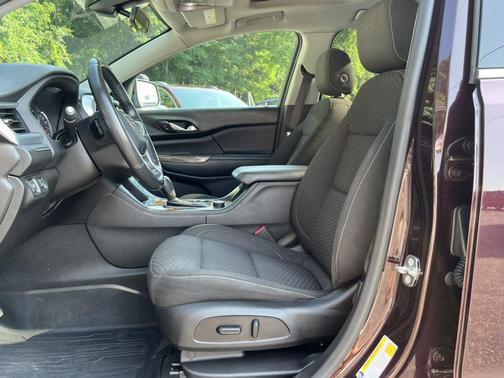 2018 GMC Acadia SLE-2