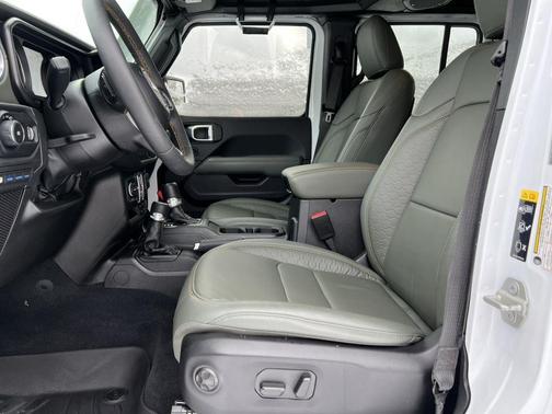 2024 Jeep Wrangler 4xe High Altitude