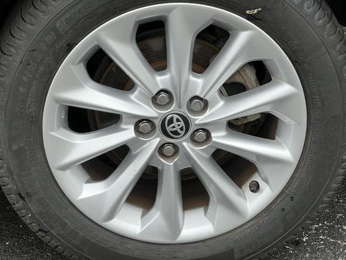 Celestite 2022 Toyota Corolla LE