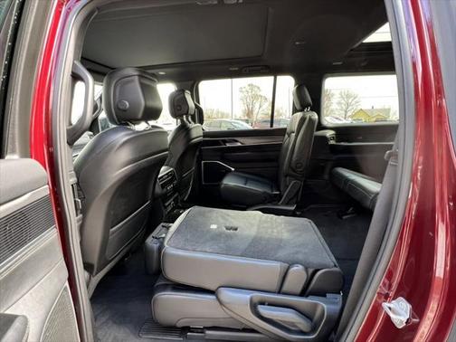 2024 Jeep Wagoneer L Series II Carbide 4x4