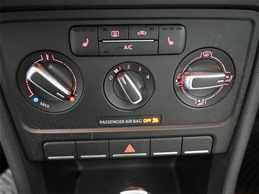 2017 Volkswagen Beetle 1.8T Classic