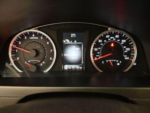 Celestial Silver Metallic 2017 Toyota Camry SE