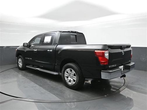 2018 Nissan Titan SV