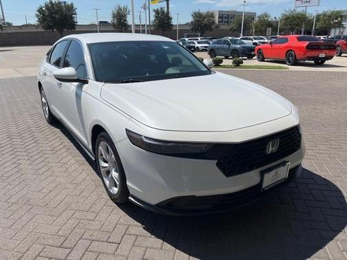 2025 Honda Accord LX