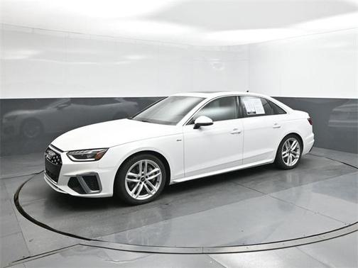2023 Audi A4 45 S line Premium Plus
