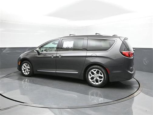 2019 Chrysler Pacifica Limited