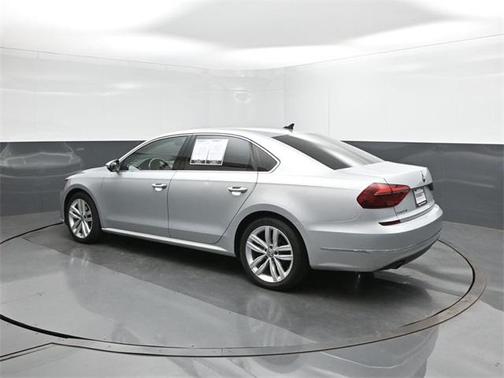 2018 Volkswagen Passat 2.0T SE w/ Technology