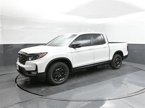 2025 Honda Ridgeline TrailSport+
