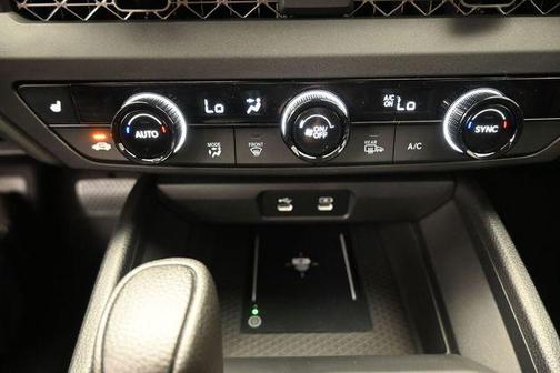 Platinum White Pearl 2026 Honda Accord SE