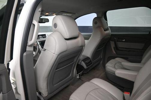 White Diamond Clearcoat 2015 GMC Acadia SLT-1