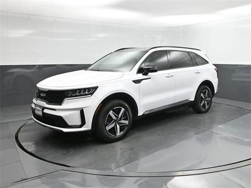 2023 Kia Sorento S