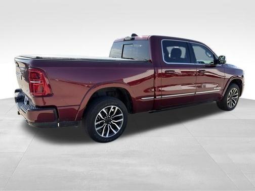 Delmonico Red Pearlcoat 2025 RAM 1500 Limited
