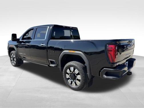 2024 GMC Sierra 2500 Denali