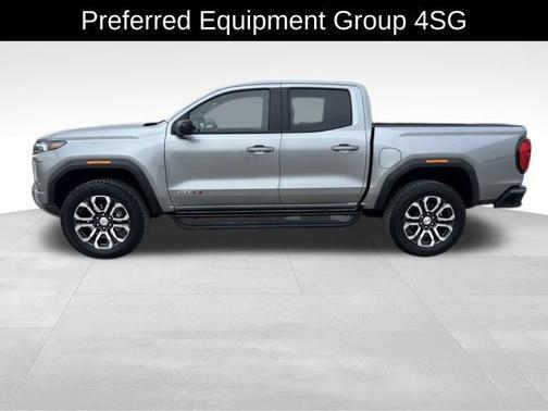 2024 GMC Canyon AT4