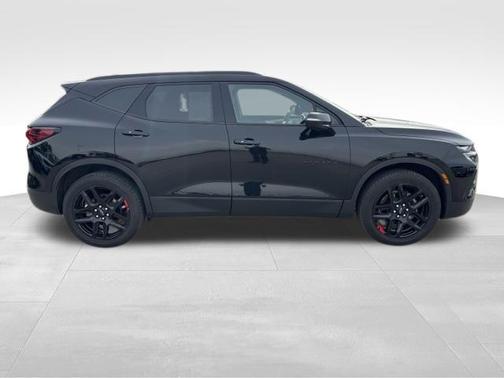 Black 2022 Chevrolet Blazer 2LT
