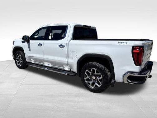 Summit White 2024 GMC Sierra 1500 SLT