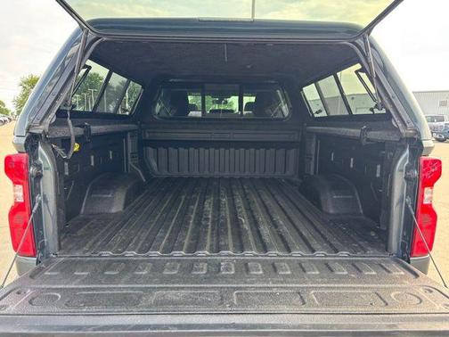 Shadow Gray Metallic 2020 Chevrolet Silverado 2500 LT