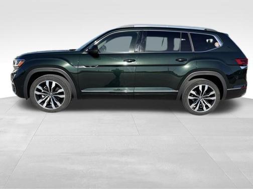 Racing Green 2021 Volkswagen Atlas 3.6L SEL Premium