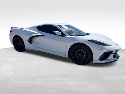 Arctic White 2023 Chevrolet Corvette Stingray w/2LT
