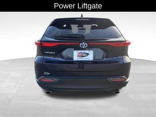 2023 Toyota Venza LE