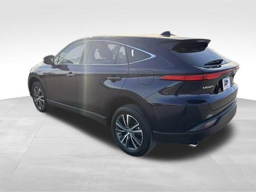 2023 Toyota Venza LE