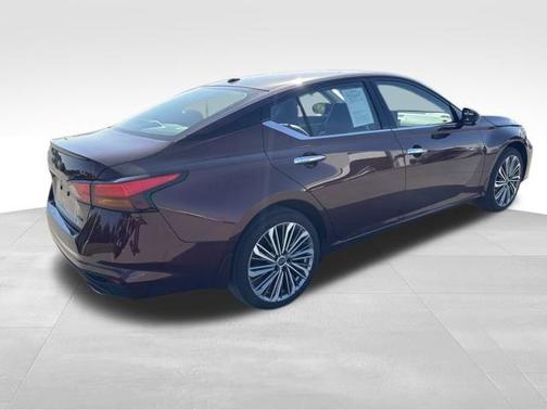 2024 Nissan Altima 2.5 SL