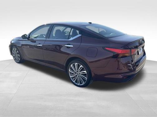 2024 Nissan Altima 2.5 SL