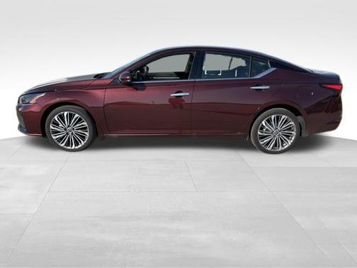2024 Nissan Altima 2.5 SL