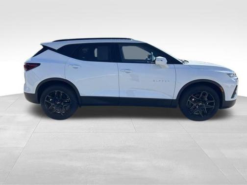 Summit White 2022 Chevrolet Blazer 3LT