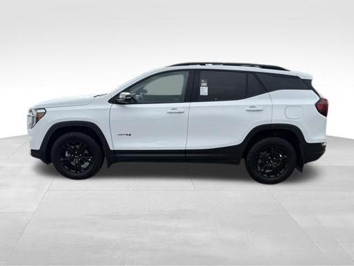 Summit White 2024 GMC Terrain AWD AT4