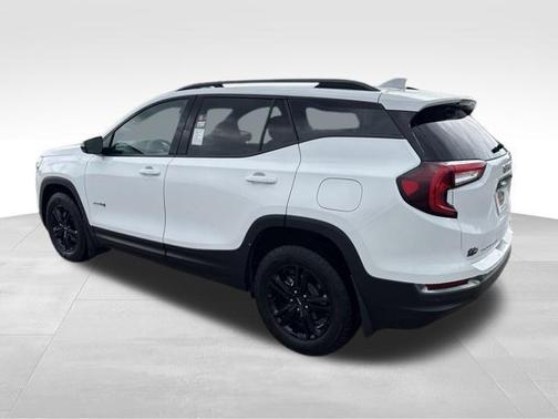 Summit White 2024 GMC Terrain AWD AT4