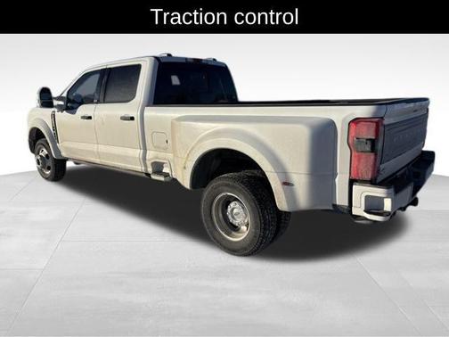 2025 Ford F-350 Platinum