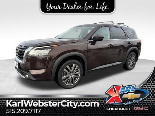 2022 Nissan Pathfinder SL 4WD