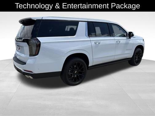 Polar White Tricoat 2026 Chevrolet Suburban High Country, 4WD