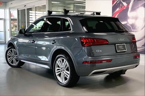 2020 Audi Q5 45 Premium Plus