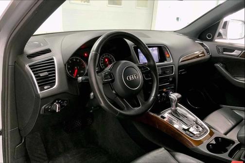 2015 Audi Q5 2.0T Premium Plus