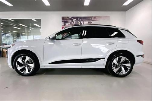 2025 Audi Q6 e-tron Premium Plus quattro