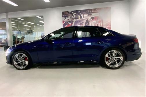 2023 Audi A4 45 S line Premium Plus