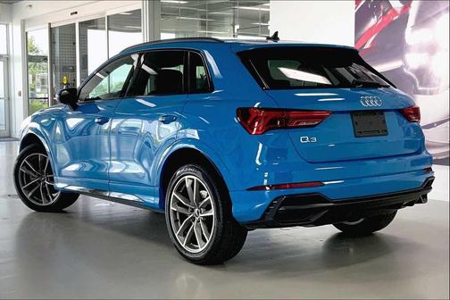 2022 Audi Q3 45 S line Premium