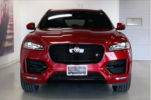 2019 Jaguar F-PACE 30t R-Sport