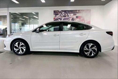 2022 Subaru Legacy Premium
