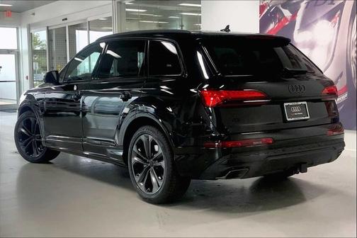 2026 Audi Q7 55 Premium Plus