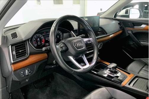 2021 Audi Q5 45 Premium Plus